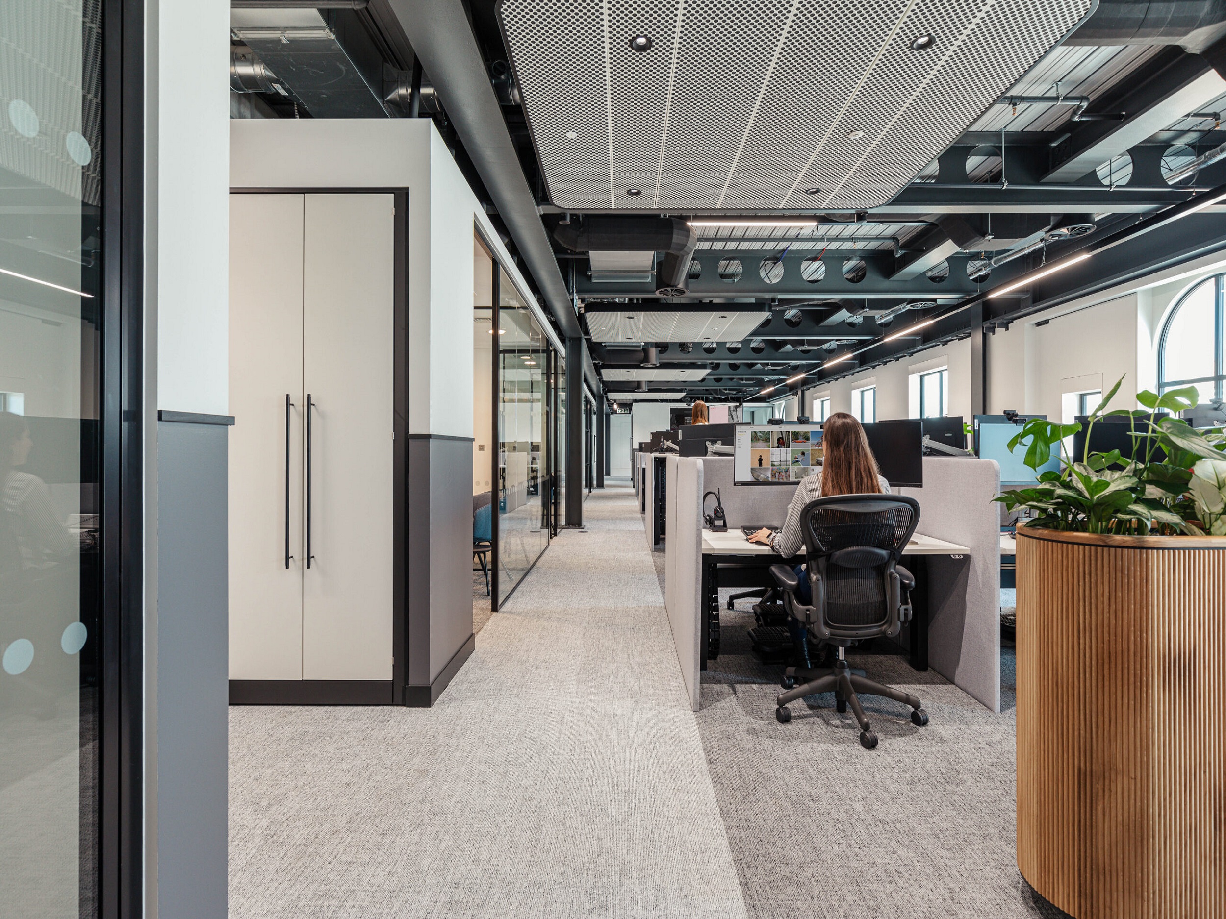 Carpet tiles by Tarkett, installed in a new office fit-out by Loughton Contracts at Adam Street Partners.