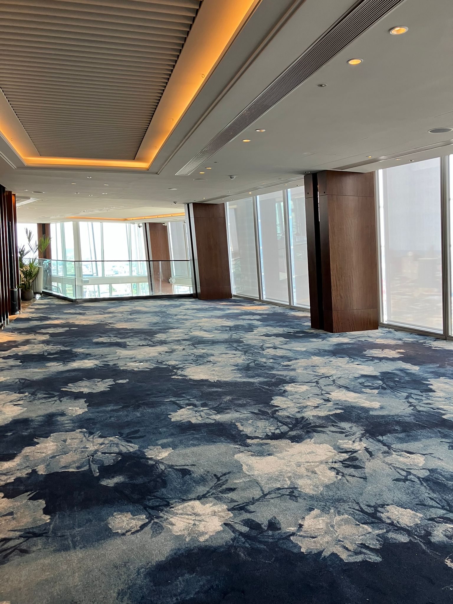 Luxury London Hotel - Loughton Direct