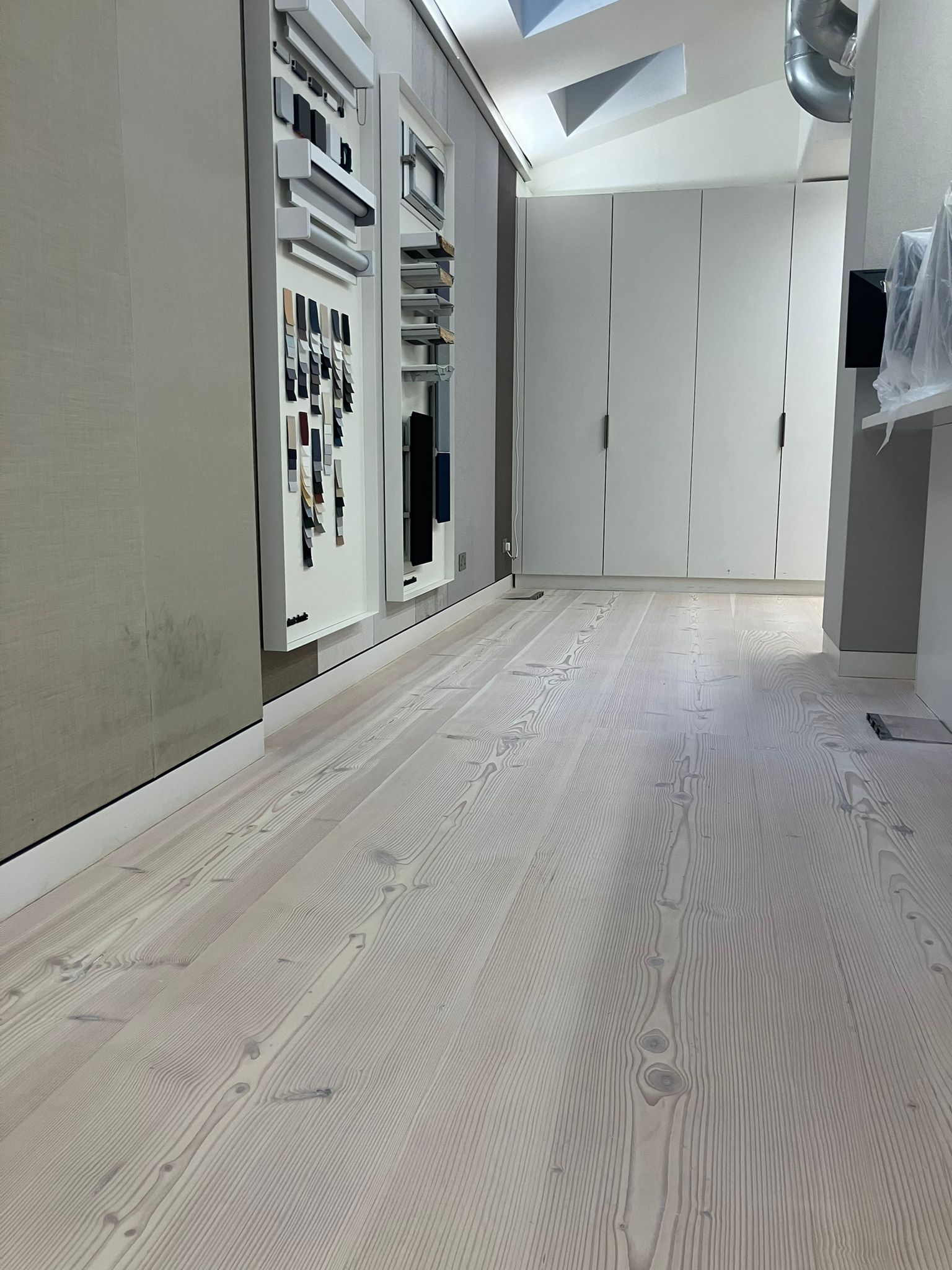 Transformed white coloured timber floor - Loughton Direct