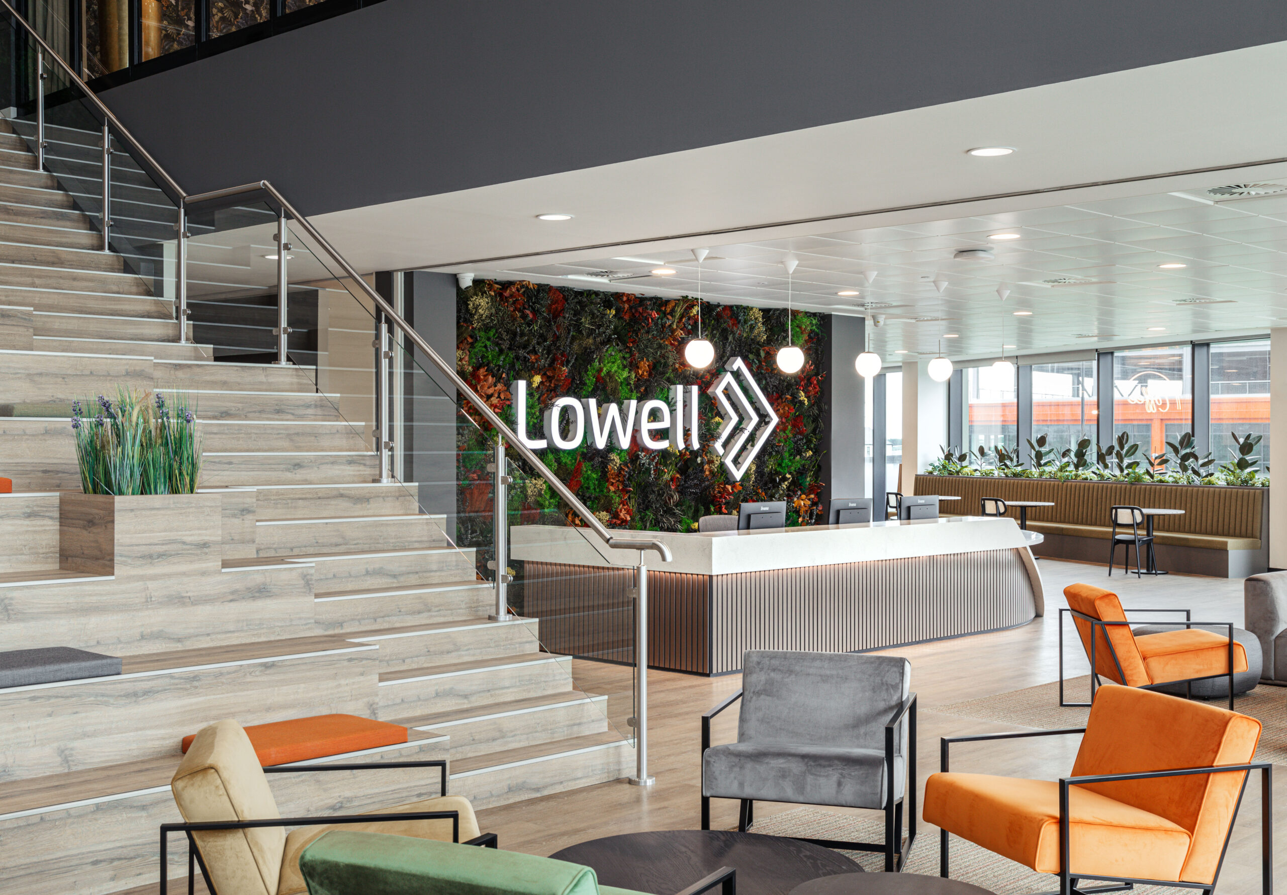 Lowell Leeds - Loughton Contracts - Maris