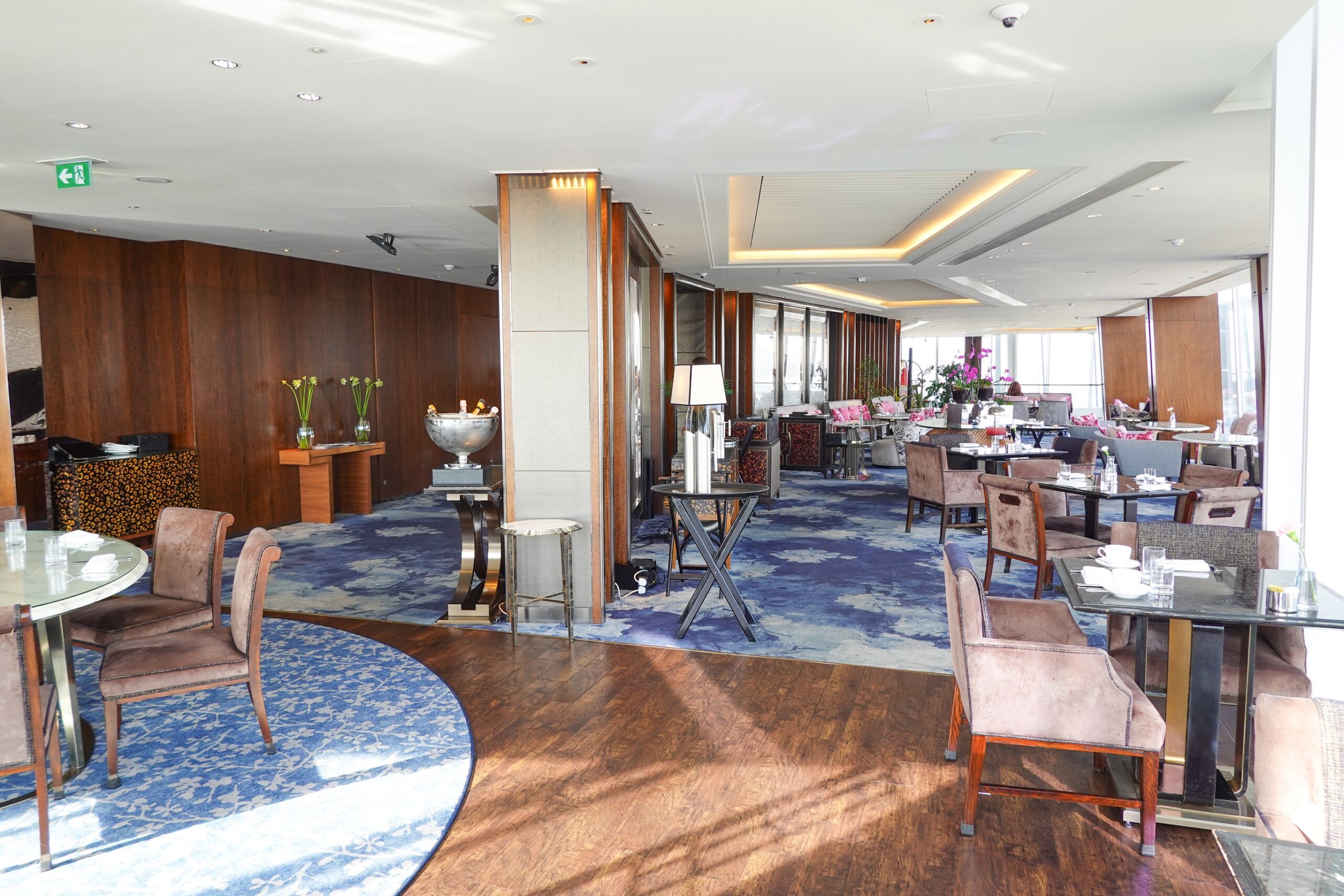 Luxury London Hotel - Loughton Direct